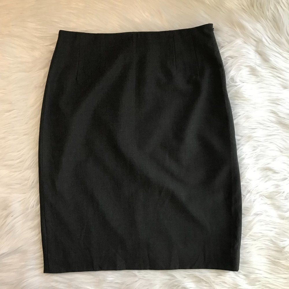 Chaus Charcoal Grey Fitted Pencil Skirt Career Professional - Size 4
